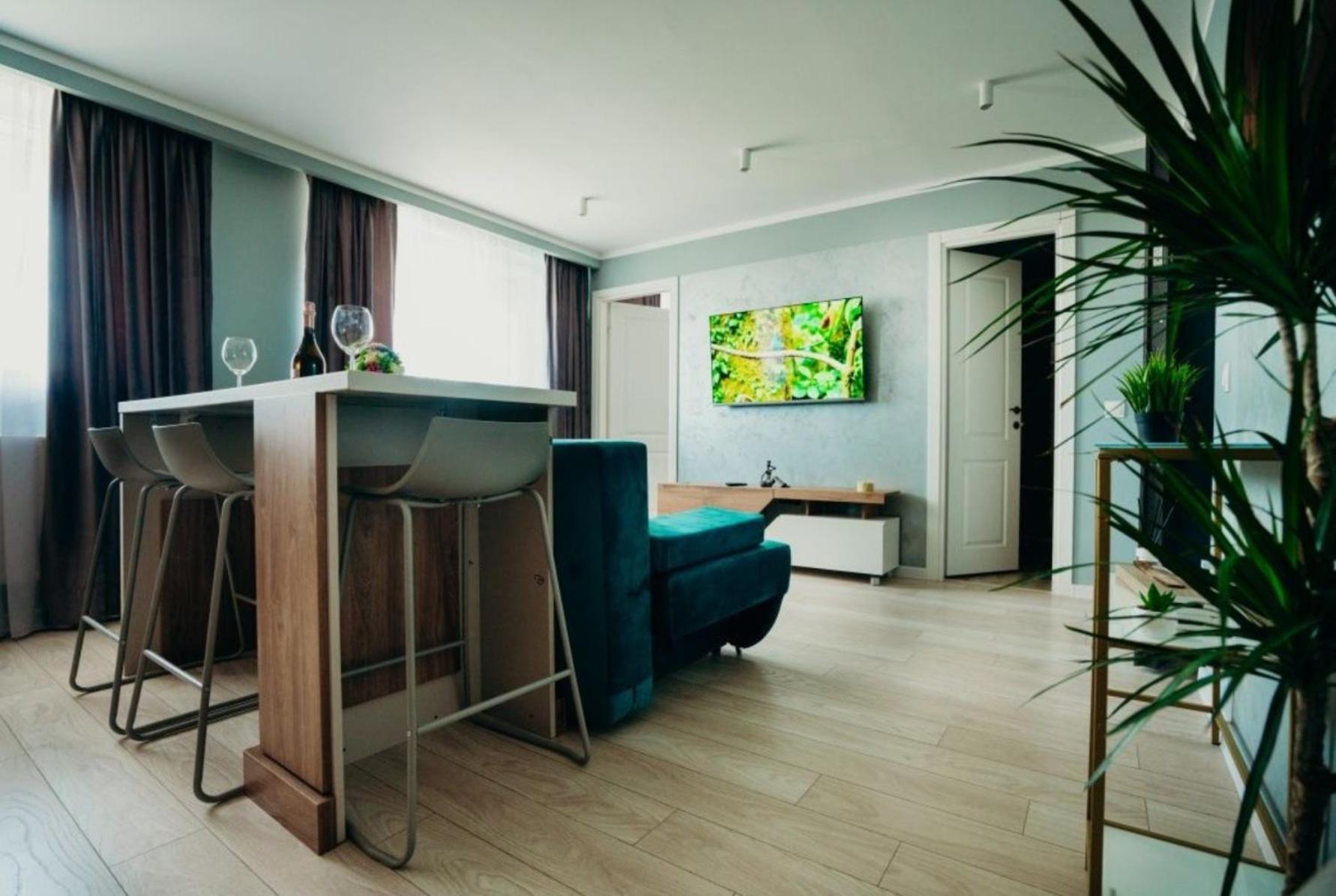 Apartamento Studio 76 Onesti Exterior foto